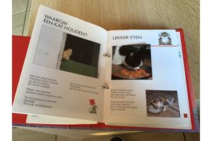 8 Prachtige Kinderboeken m. grondige tekst en uitleg & foto