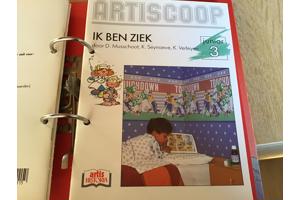 8 Prachtige Kinderboeken m. grondige tekst en uitleg & foto