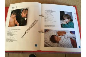 8 Prachtige Kinderboeken m. grondige tekst en uitleg & foto