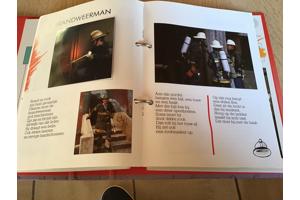 8 Prachtige Kinderboeken m. grondige tekst en uitleg & foto