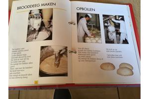 8 Prachtige Kinderboeken m. grondige tekst en uitleg & foto