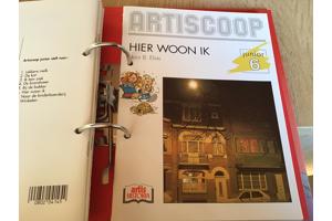 8 Prachtige Kinderboeken m. grondige tekst en uitleg & foto