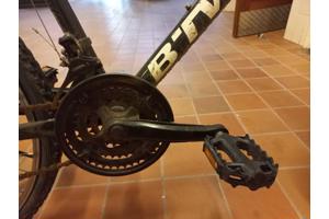 te repareren / op te knappen MOUNTAINBIKE