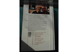 Tom Lanoye  -  Stadsgedichten