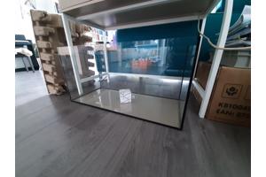 Aquarium/terrariumbak zonder deksel