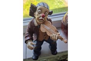 Mooie clowns met muziek groot en klein