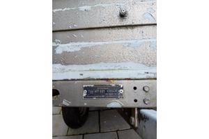 Nette Gesloten aanhanger, heeft wat aandacht nodig voor meer