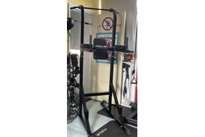 Power Tower van Focus Fitness