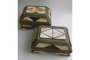 Antiek en Curiosa uit Azie