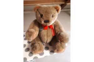 Speelgoed beer, onbespeeld