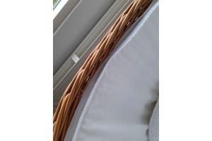 Oud wiegje met matras