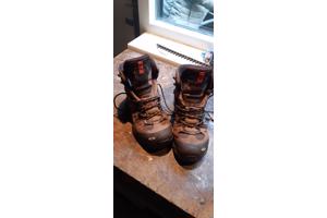 Wandelschoen maat 40