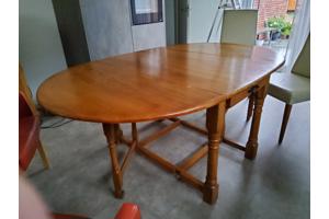 Oud Eiken hangoor eettafel