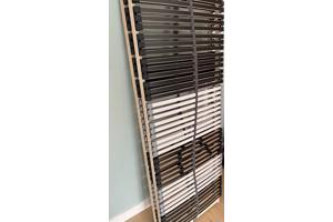 Ikea-bed incl. lattenbodem 140x200, ziet er nog goed uit