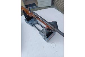 Te koop 9mm grendelgeweer