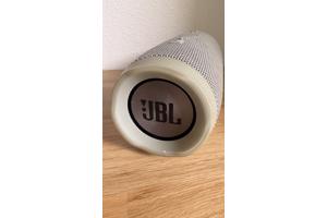 JBL Charge 3