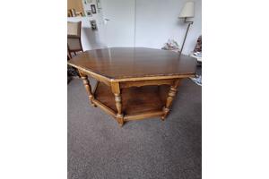 Salontafel 8 hoekig eiken