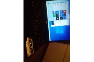 Laptop  van Acer zo goed als nieuw met nieuwe software en mu