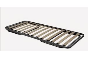 (BIJNA) GRATIS bed + goed matras +wieltjes, poten inklapbaar