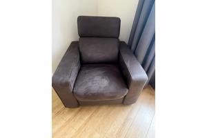 Grote fauteuill van bruin skai leer in zeer goede staat