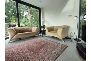 2 zitbank en love seat