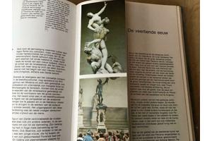 Boek Italië .Prachtig exemplaar eventueel een reis te boeken