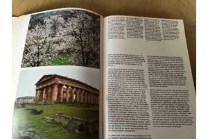 Boek Italië .Prachtig exemplaar eventueel een reis te boeken