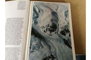 Boek Italië .Prachtig exemplaar eventueel een reis te boeken