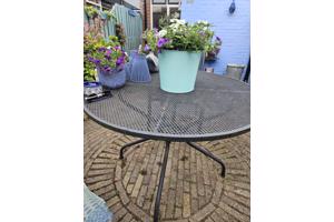 Tuinset tafel en 4 stoelen