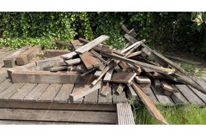 Hardhout restanten van vlonders
