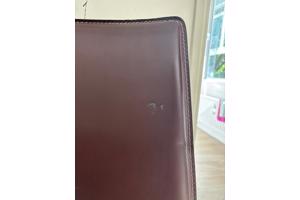 Eettafel van glas en RVS