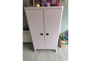 Kinder kledingkast roze
