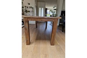 Robuuste houten eettafel 200x90x80