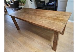 Robuuste houten eettafel 200x90x80