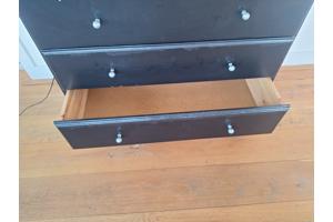 Commode op wielen