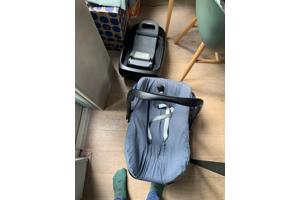 Maxicosi cabriofix met familyfix adapter