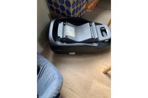 Maxicosi cabriofix met familyfix adapter