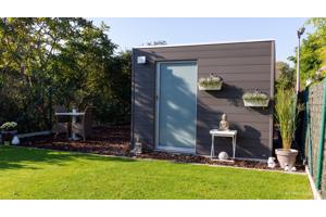 Strak tuinhuis Box-WPC in diverse standaard maten