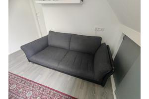 zwartgrijze bank, 2,5 zits