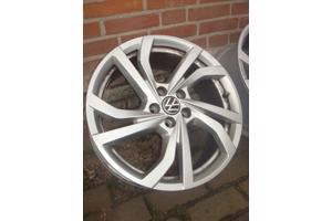 17 Inch Originele VW Polo 2G Velgen Nr 206