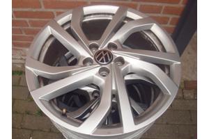 17 Inch Originele VW Polo 2G Velgen Nr 206