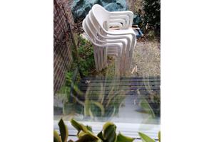 Salontafel en  vintage eethoek