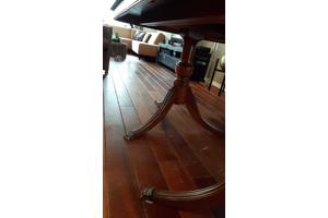 Mahonie eettafel tot max 10 personen