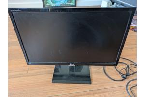 23 inch HD beeldscherm