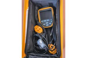 Meetapparatuur : warmte verlies meter en PV meter
