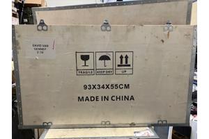 aantal triplex kisten afkomstig van import
