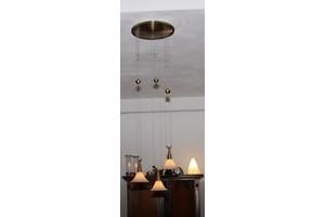 Lamp met Alabaster kelken