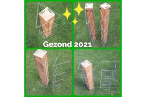 Klimplanten tegen tuinschermen tuinmuren en palen