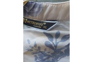 Metrofive bloemen shirt vhals lichtroze XL/42