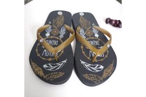 Teenslipper zwart goud met strass steentjes 30